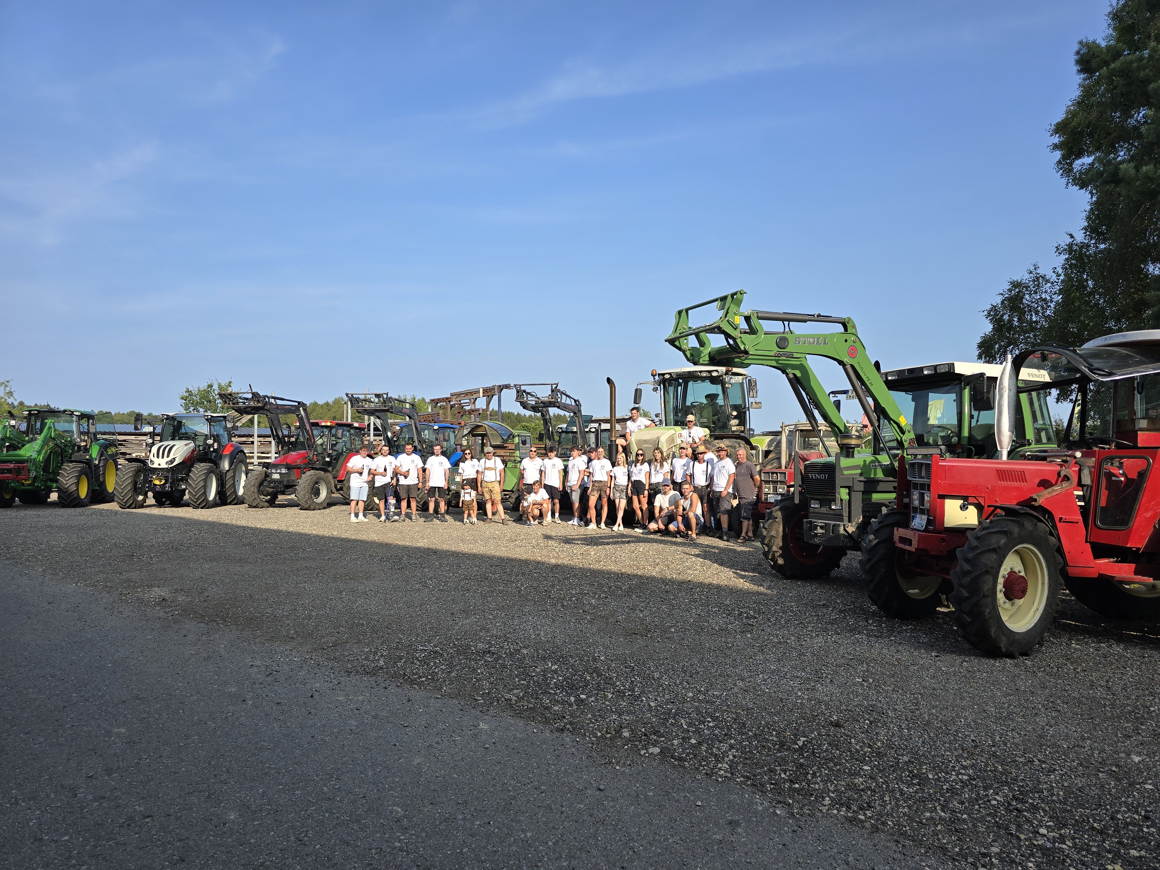 7. Bulldogtreffen bei Holzbau Semmler