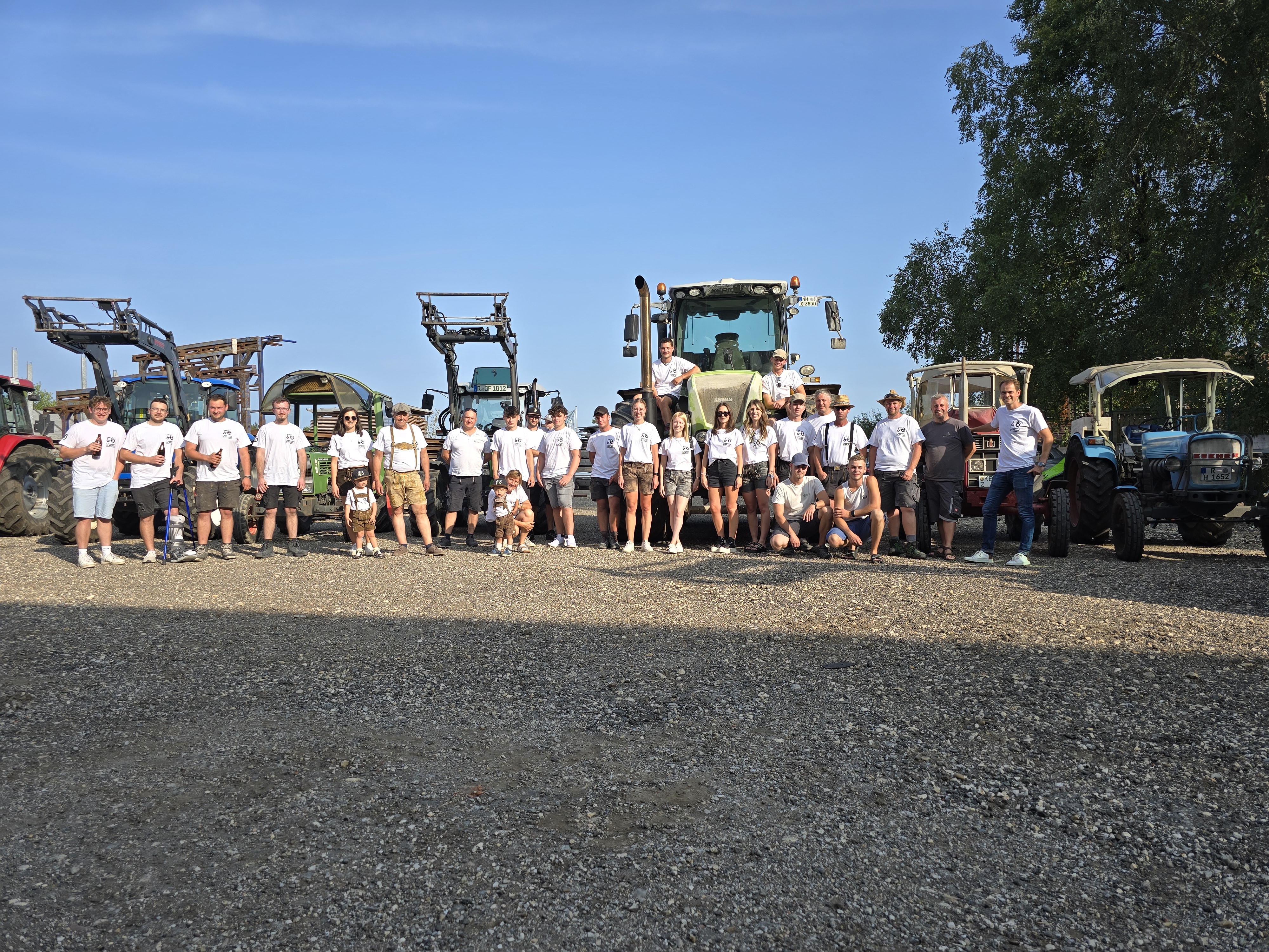 7. Bulldogtreffen bei Holzbau Semmler