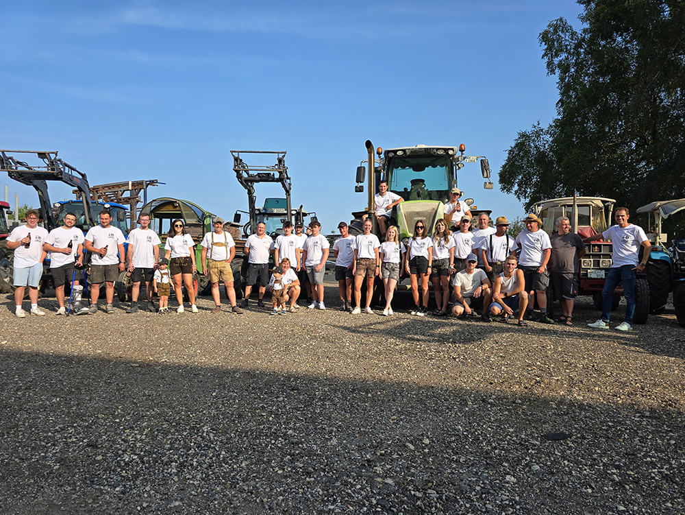 7. Bulldogtreffen bei Holzbau Semmler