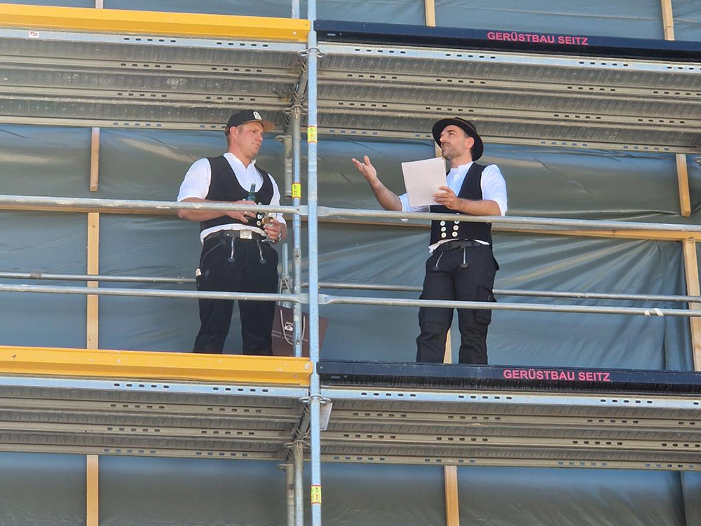 Großbaustelle Hammerbacher lud zum Hebmahl!